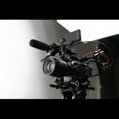 テレワーク時代の動画制作・動画配信は経験豊富なアウトサイドで！